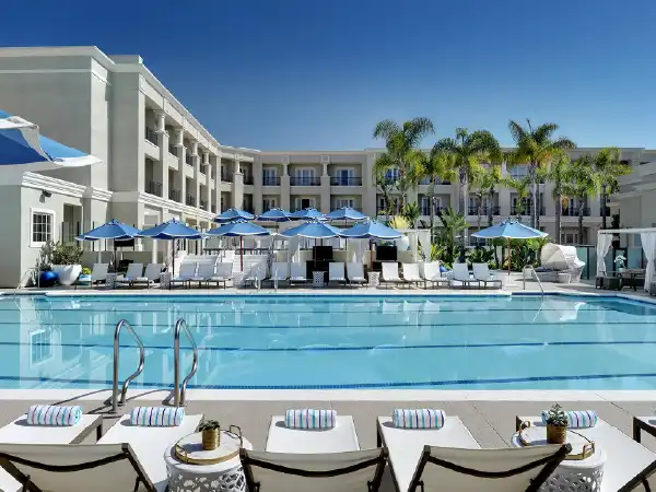 Relaxing pool at Balboa Bay Resort